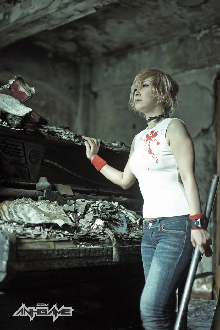 Bộ ảnh cosplay của Heather trong Silent Hill 3 - Ảnh 25