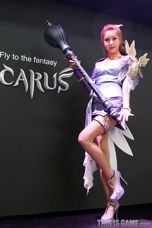 Gstar 2012: Cosplay Icarus - Ảnh 4