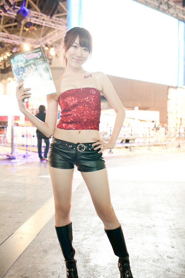 Ngắm dàn showgirl xinh đẹp tại Tokyo Game Show 2012 (1) - Ảnh 5