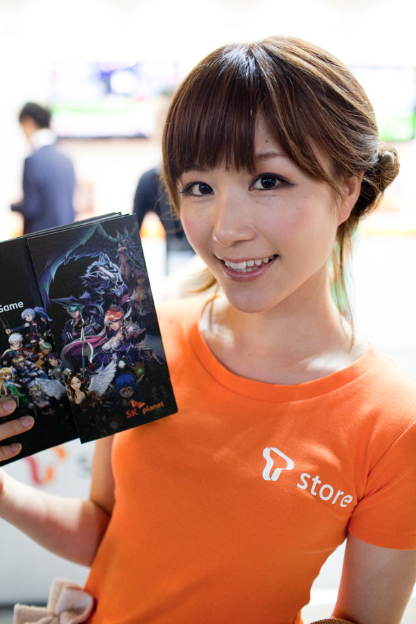 Ngắm dàn showgirl xinh đẹp tại Tokyo Game Show 2012 (3) - Ảnh 7