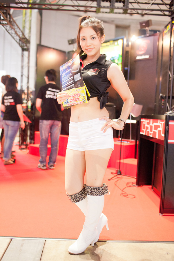 Ngắm dàn showgirl xinh đẹp tại Tokyo Game Show 2012 (4) - Ảnh 4