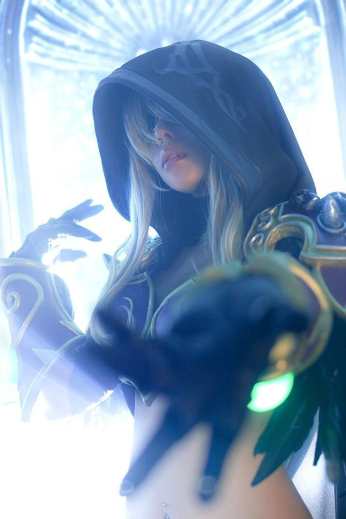 Loạt cosplay gợi cảm về World of Warcraft - Ảnh 7