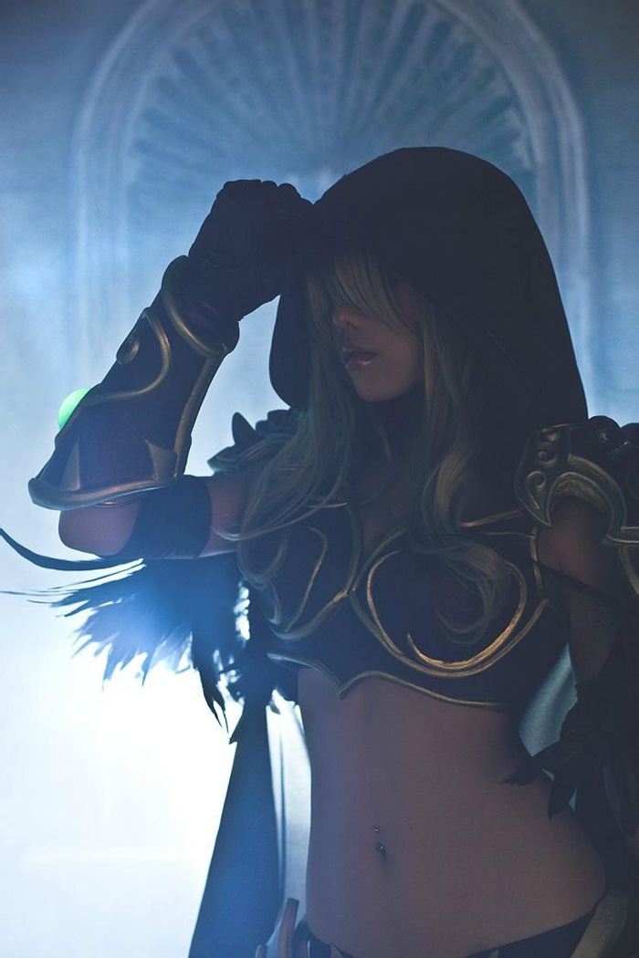 Loạt cosplay gợi cảm về World of Warcraft - Ảnh 8