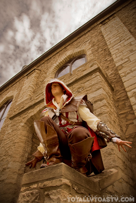 Sát thủ Ezio trong Assassin's Creed II cực đẹp trai - Ảnh 2