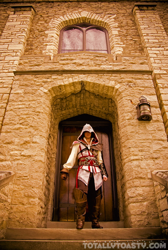 Sát thủ Ezio trong Assassin's Creed II cực đẹp trai - Ảnh 4