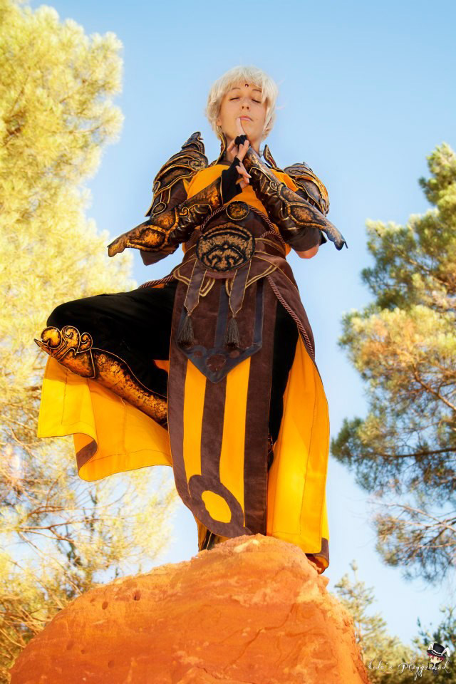 Lili và bộ ảnh cosplay về nữ thầy tu trong Diablo III - Ảnh 5