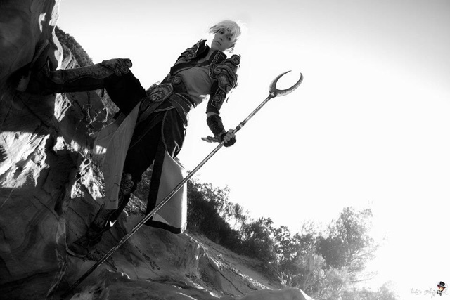 Lili và bộ ảnh cosplay về nữ thầy tu trong Diablo III - Ảnh 8