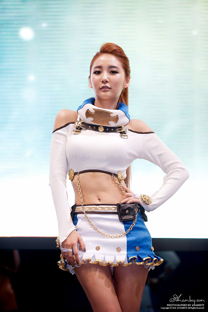 Showgirl G-star 2012: Bang Eun Young - Ảnh 25