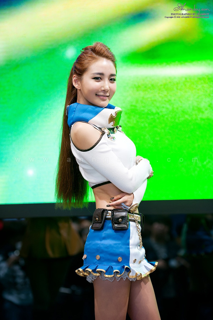 Showgirl G-star 2012: Bang Eun Young - Ảnh 34