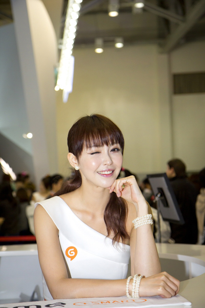 Showgirl G-star 2012: Kang Yui - Ảnh 13