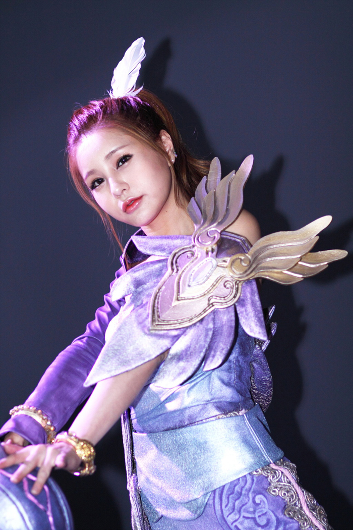 Showgirl G-star 2012: Park Soo Yu - Ảnh 18