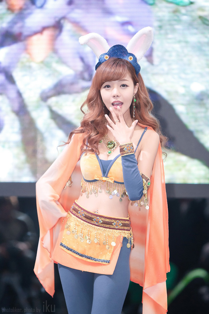 Showgirl G-star 2012: Seo Ji Ah - Ảnh 4