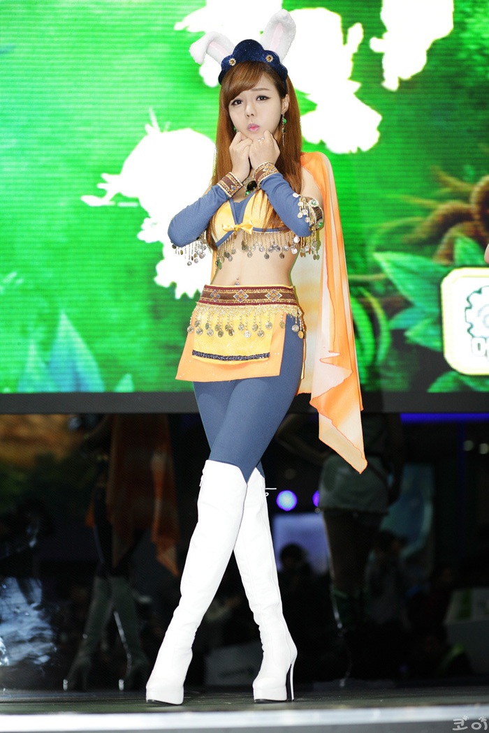Showgirl G-star 2012: Seo Ji Ah - Ảnh 158