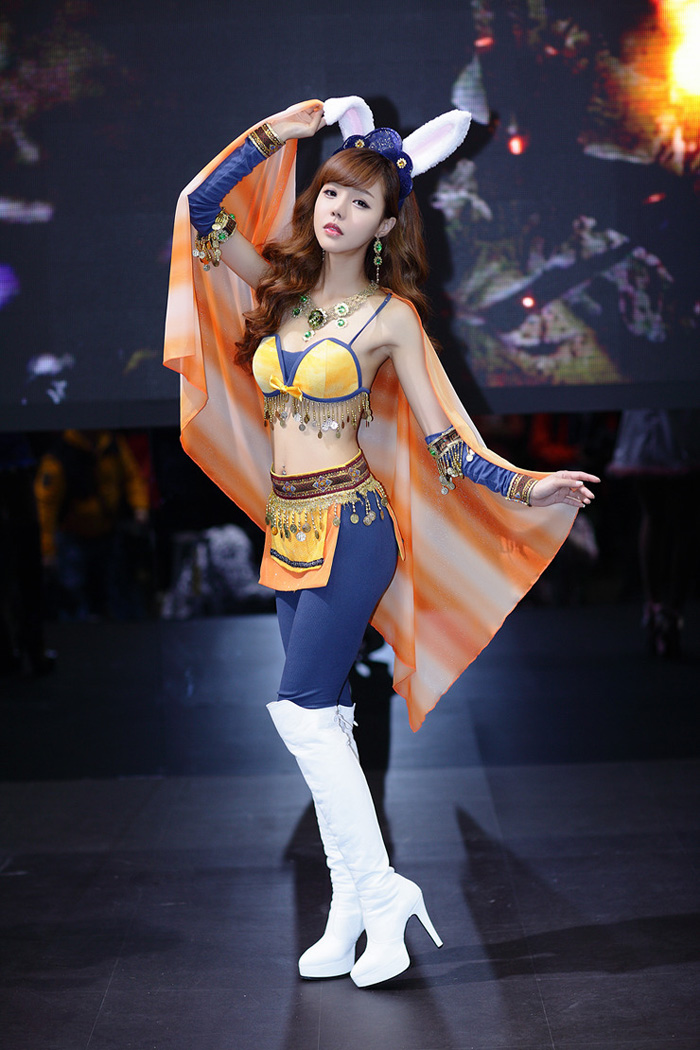 Showgirl G-star 2012: Seo Ji Ah - Ảnh 175