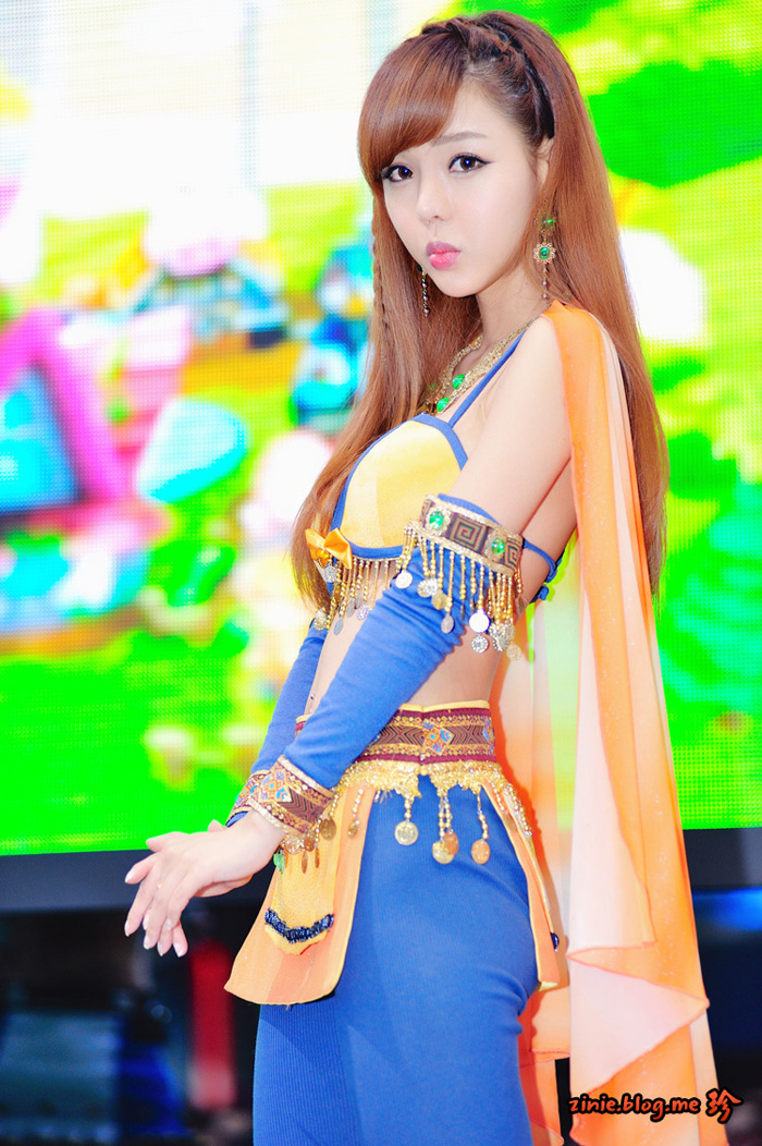 Showgirl G-star 2012: Seo Ji Ah - Ảnh 33