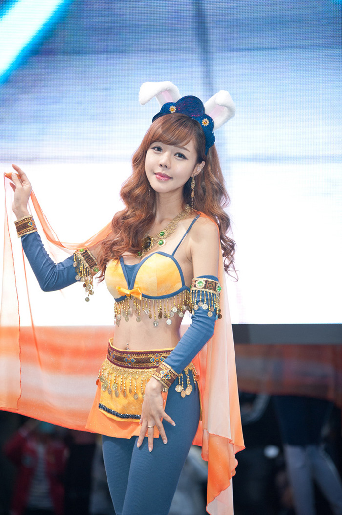 Showgirl G-star 2012: Seo Ji Ah - Ảnh 39