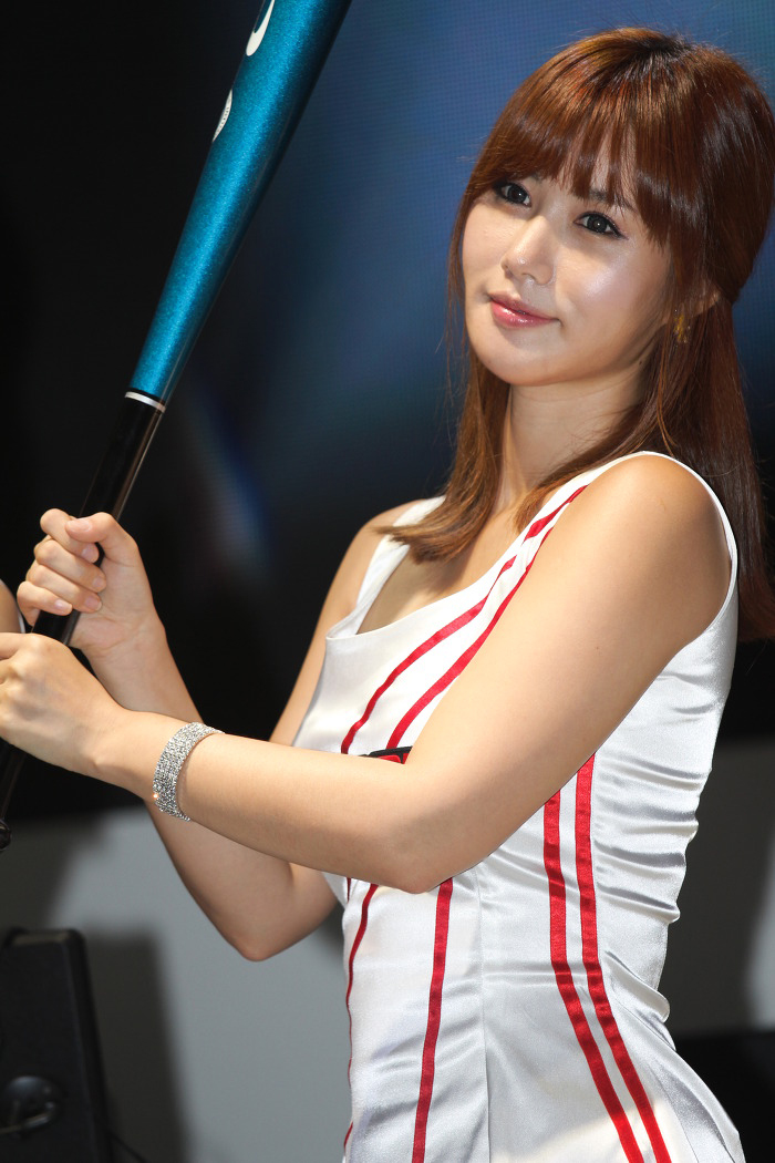Showgirl G-star 2012: Song Ji Na - Ảnh 20