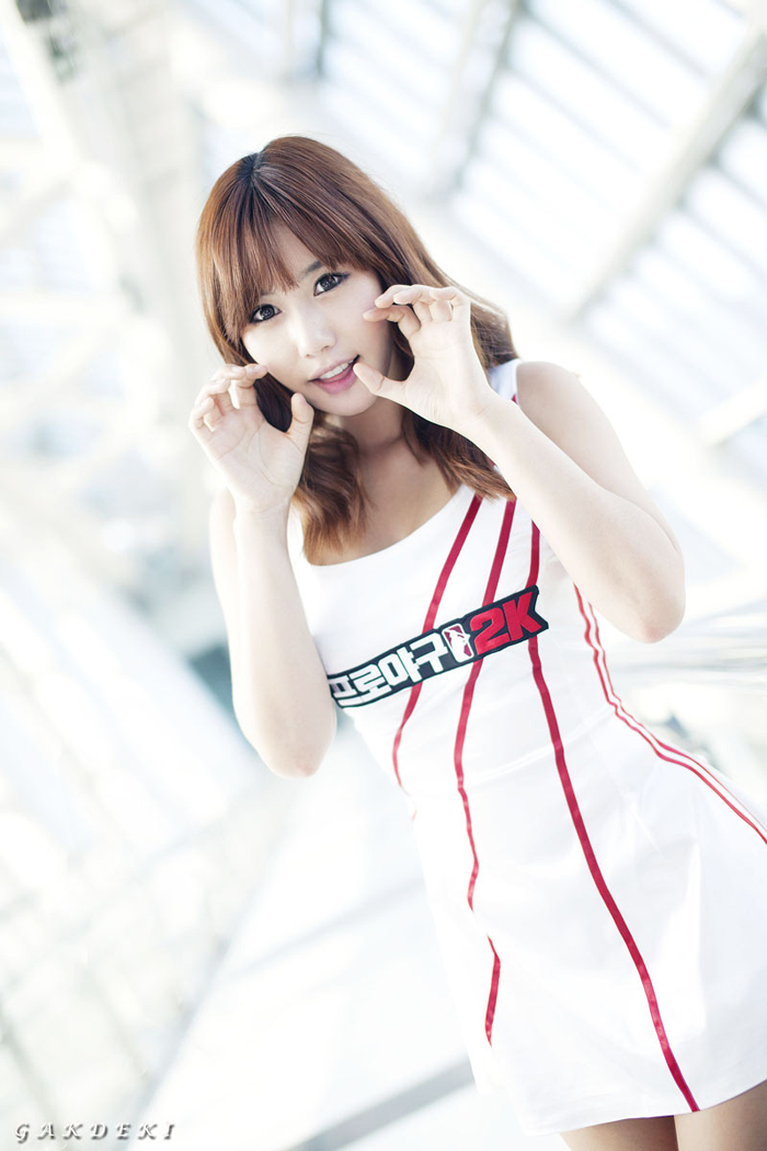 Showgirl G-star 2012: Song Ji Na - Ảnh 31