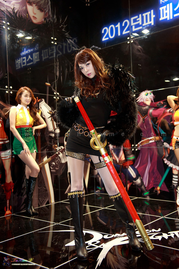 Showgirl Dungeon & Fighter Festival 2012: Ju Da Ha - Ảnh 8