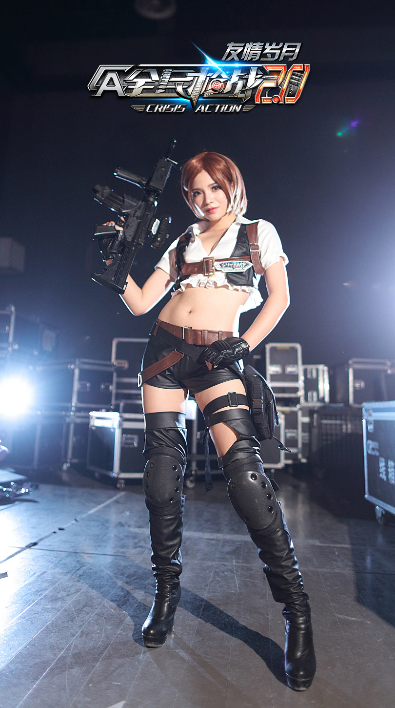 Ngất ngây với cosplay Toàn Dân Thương Chiến