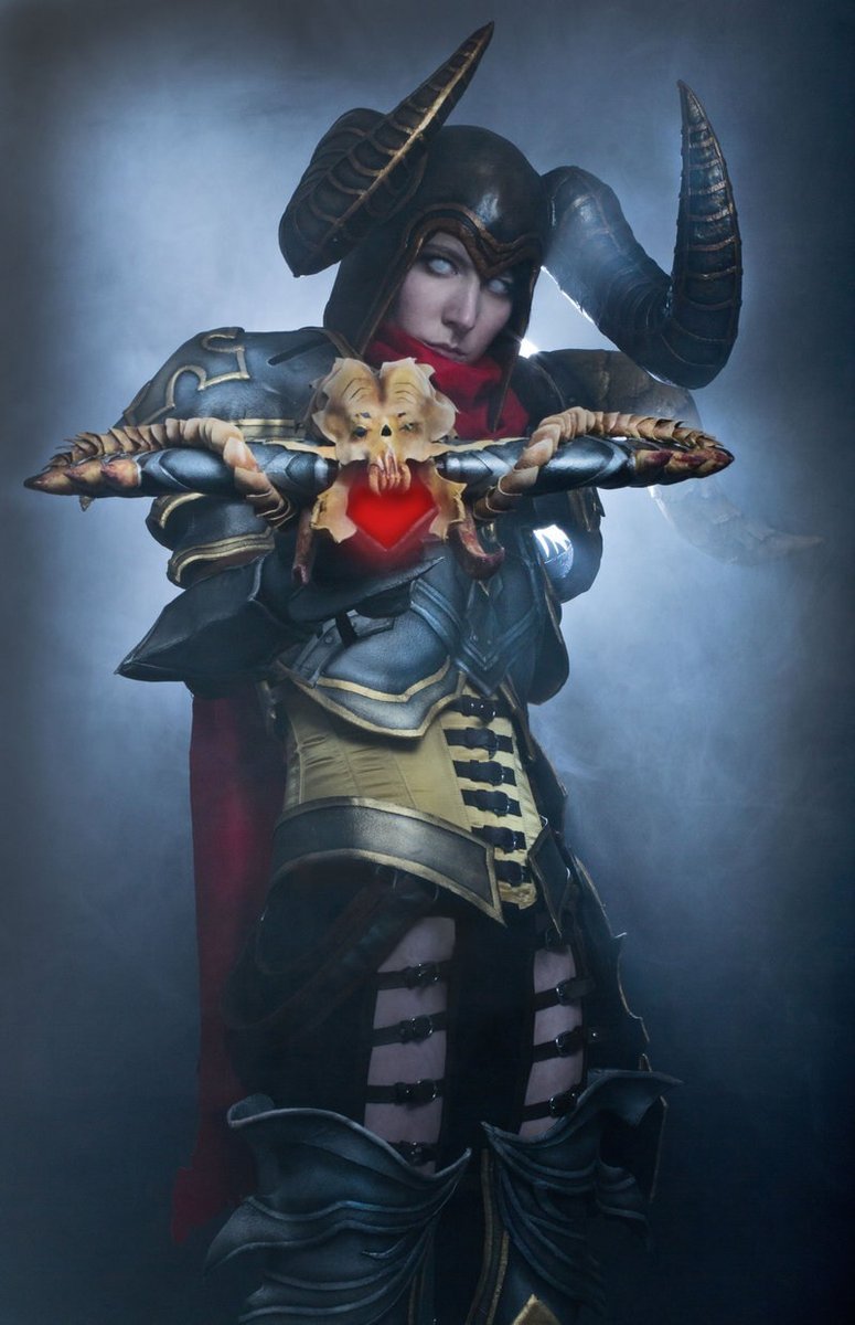 Diablo 3: Bộ ảnh cosplay Demon Hunter của Emily Rosa - Ảnh 8