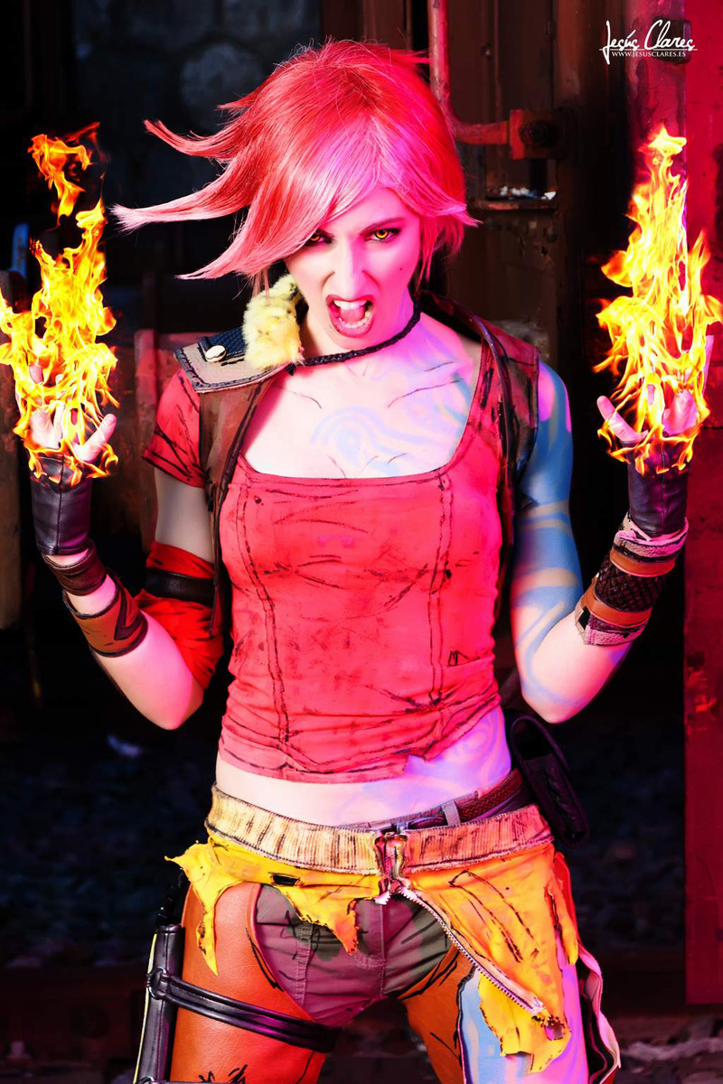 Lilith và Roland quyến rũ với cosplay Borderlands 2 - Ảnh 8