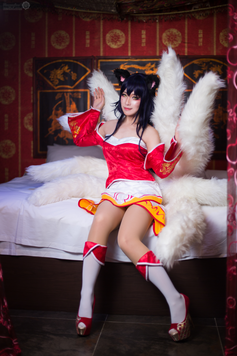 Reve cực quyến rũ với cosplay Ahri - Ảnh 1