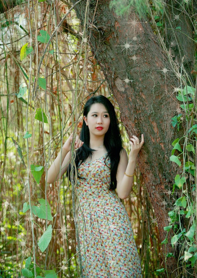Hotgirl Cầu Trường Rực Lửa dịu dàng đón nắng xuân - Ảnh 14