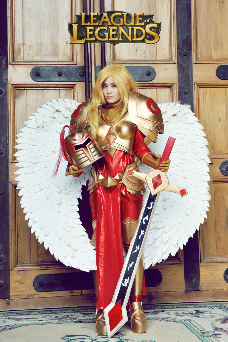 Cosplay LMHT ấn tượng của Tường Vi và Thúy Vi - Ảnh 3