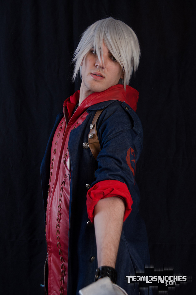 Vẻ đẹp của "hiệp sỹ" Nero trong Devil May Cry 4 - Ảnh 4