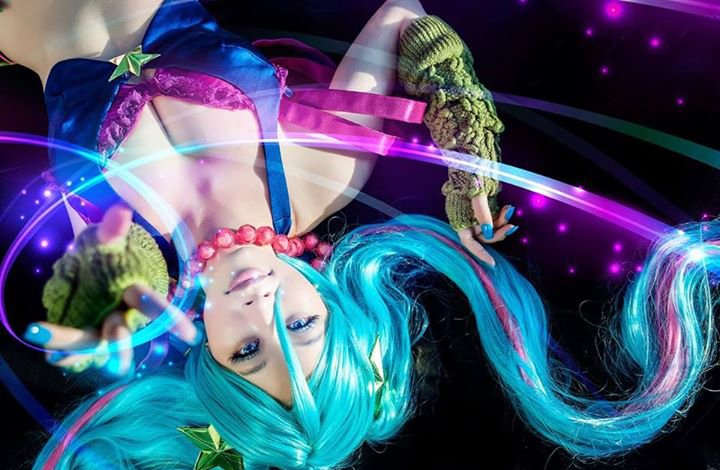 Cosplay Sona Giả Lập siêu gợi cảm và quyến rũ - Ảnh 9