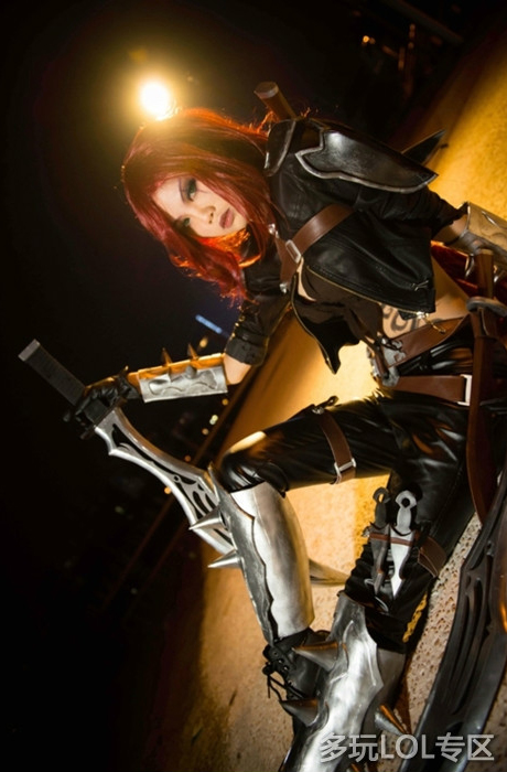 Ngắm vẻ đẹp quyến rũ của "ác kiếm" Katarina - Ảnh 5