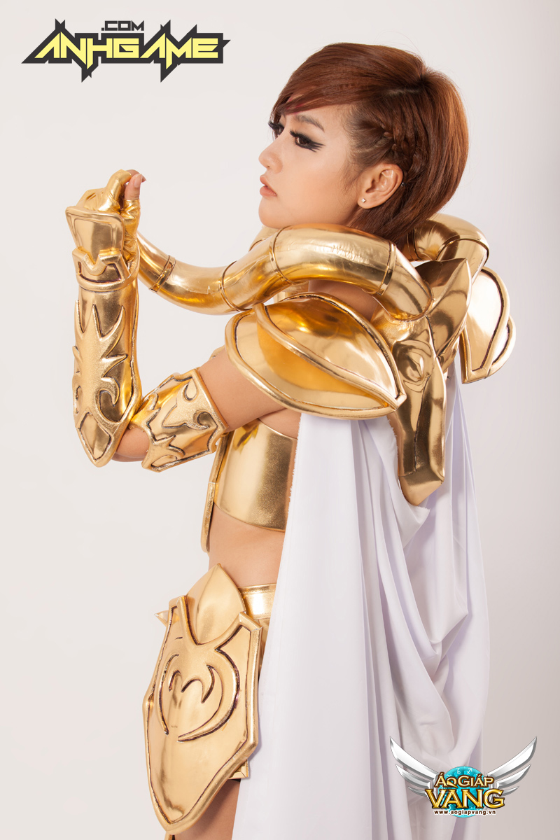 Cosplay Áo Giáp Vàng chất lừ của Quỳnh Nhi (Yuu) - Ảnh 6