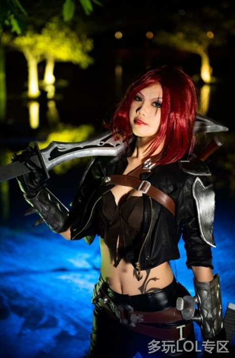 Ngắm vẻ đẹp quyến rũ của "ác kiếm" Katarina - Ảnh 3