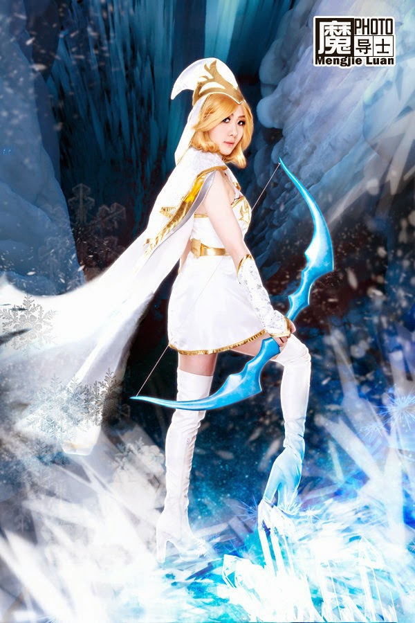 Bộ ảnh cosplay "chất lừ" về các nữ tướng LMHT - Ảnh 12
