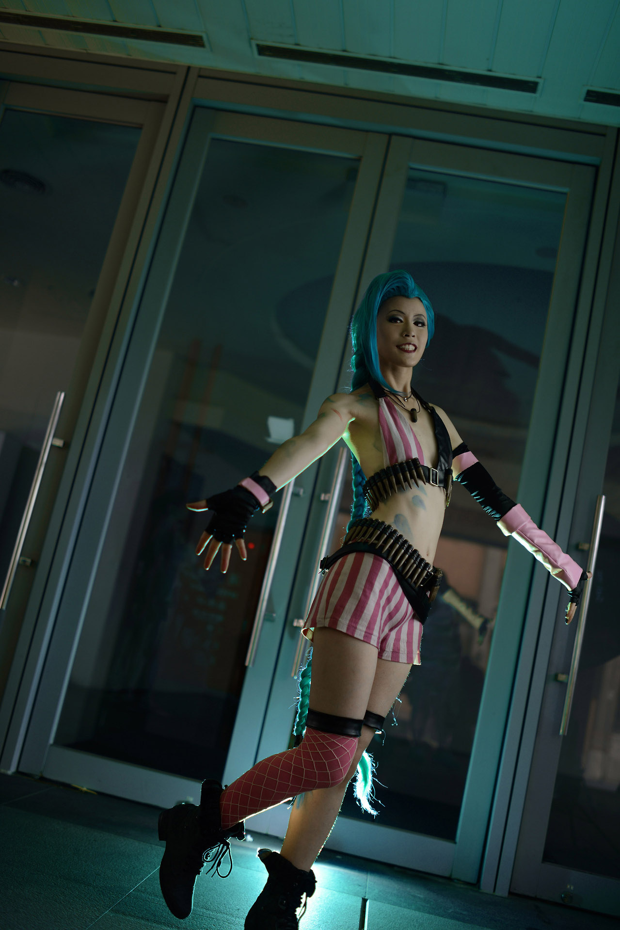 Enyen và cosplay Jinx cực chất - Ảnh 1