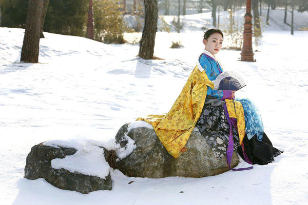Miyuko xúng xính trong trang phục Hanbok - Ảnh 13