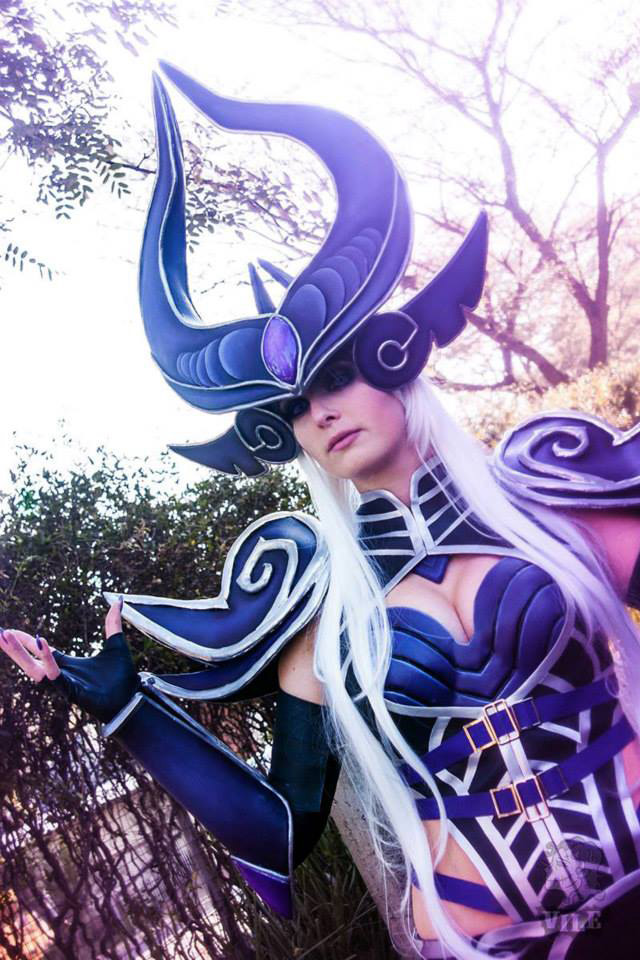 Ngắm cosplay Syndra cực quyến rũ của Kinpatsu - Ảnh 5