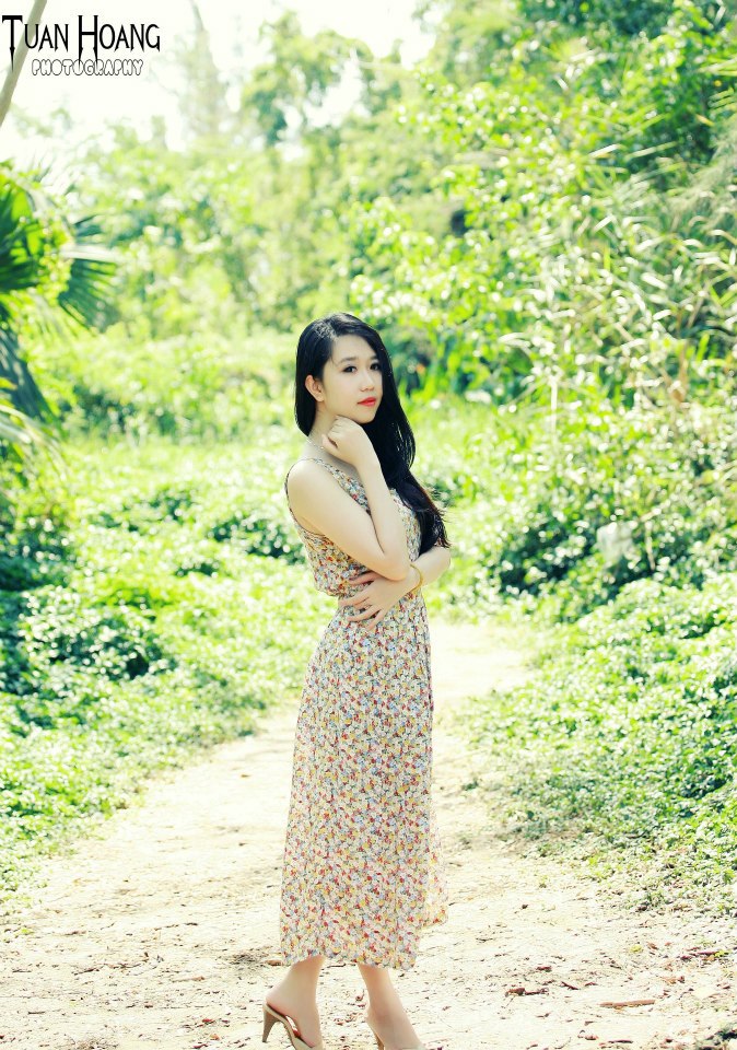 Hotgirl Cầu Trường Rực Lửa dịu dàng đón nắng xuân - Ảnh 10