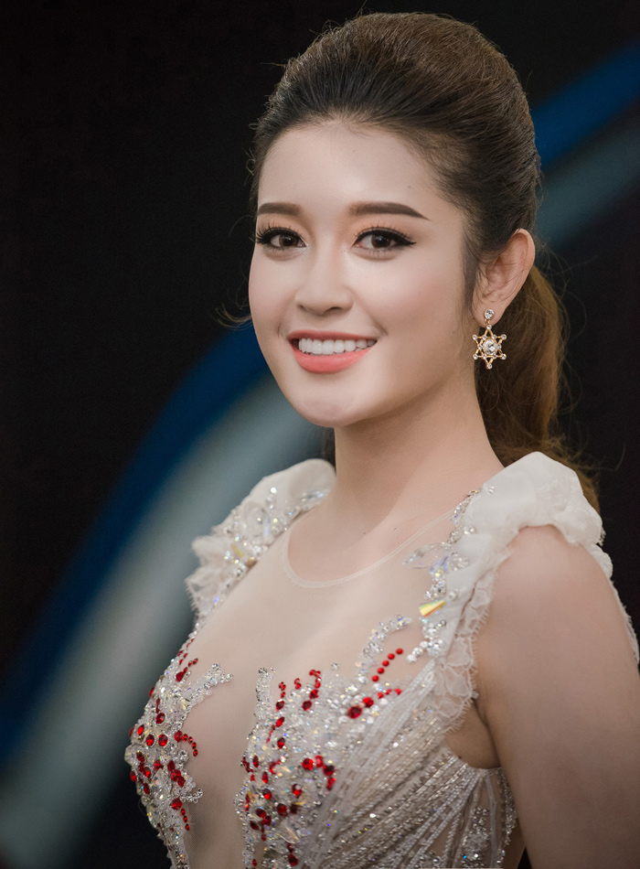 Huyền My