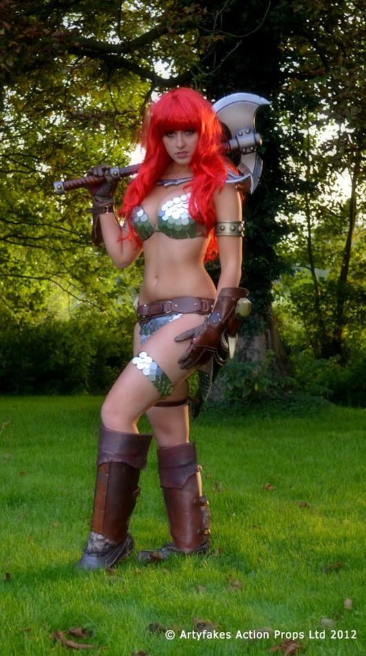 Choáng với vẻ đẹp gợi cảm của Red Sonja - Ảnh 1