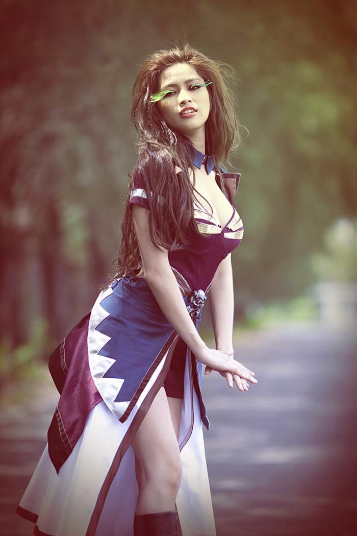 Lý Mẫn Nhi quyến rũ trong cosplay Thần Ma Đại Lục - Ảnh 5