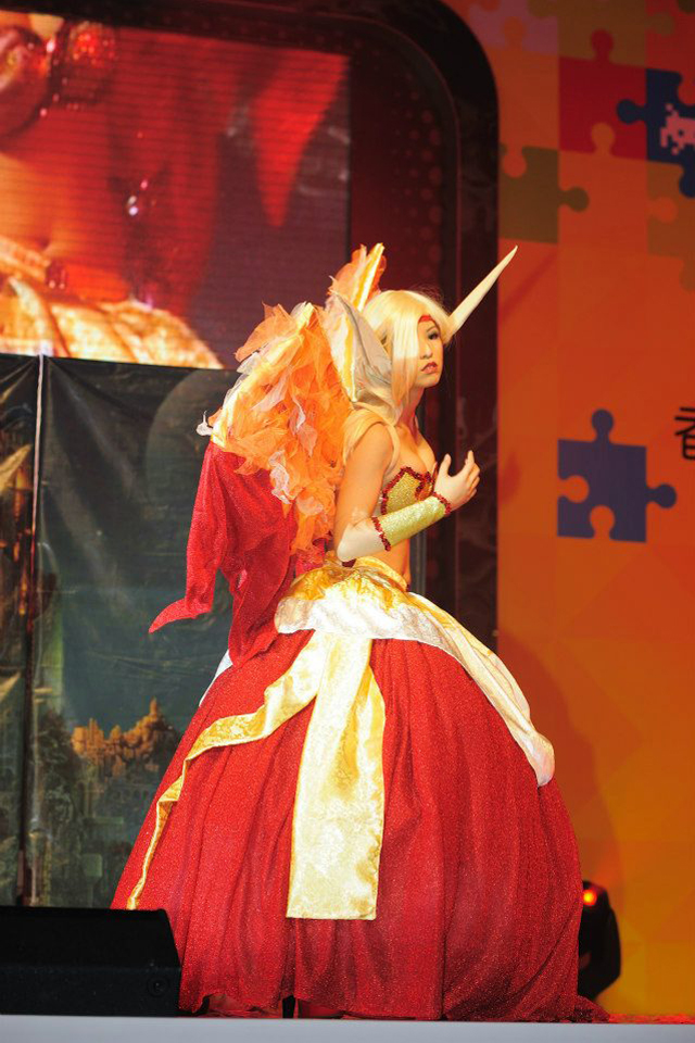PipiChu biến hóa với cosplay "thiên thần sa ngã" - Ảnh 2