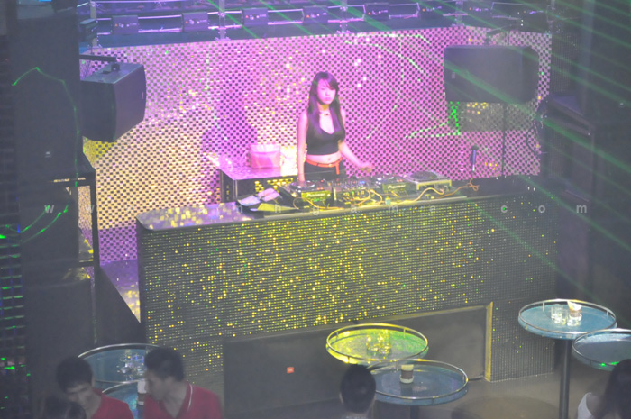 Nữ DJ xinh đẹp tại Thiên Long Anh Hùng Hội - Ảnh 2