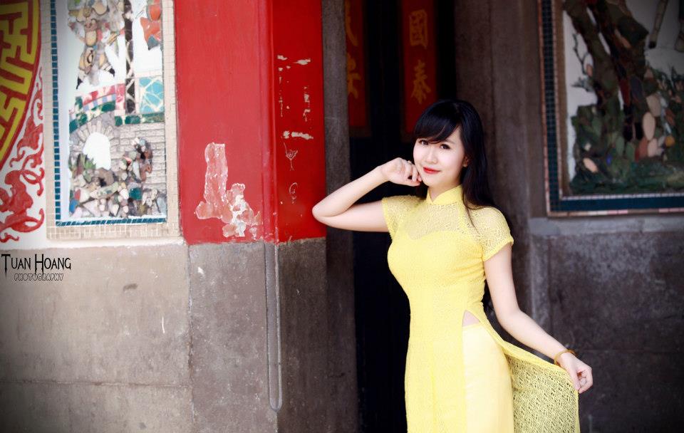 Nu Phạm thướt tha trong tà áo dài đón năm mới - Ảnh 7