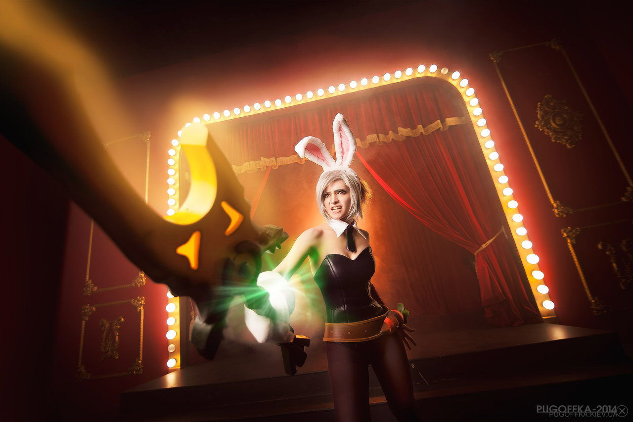 Cosplay Riven Thỏ Ngọc cực ấn tượng - Ảnh 11