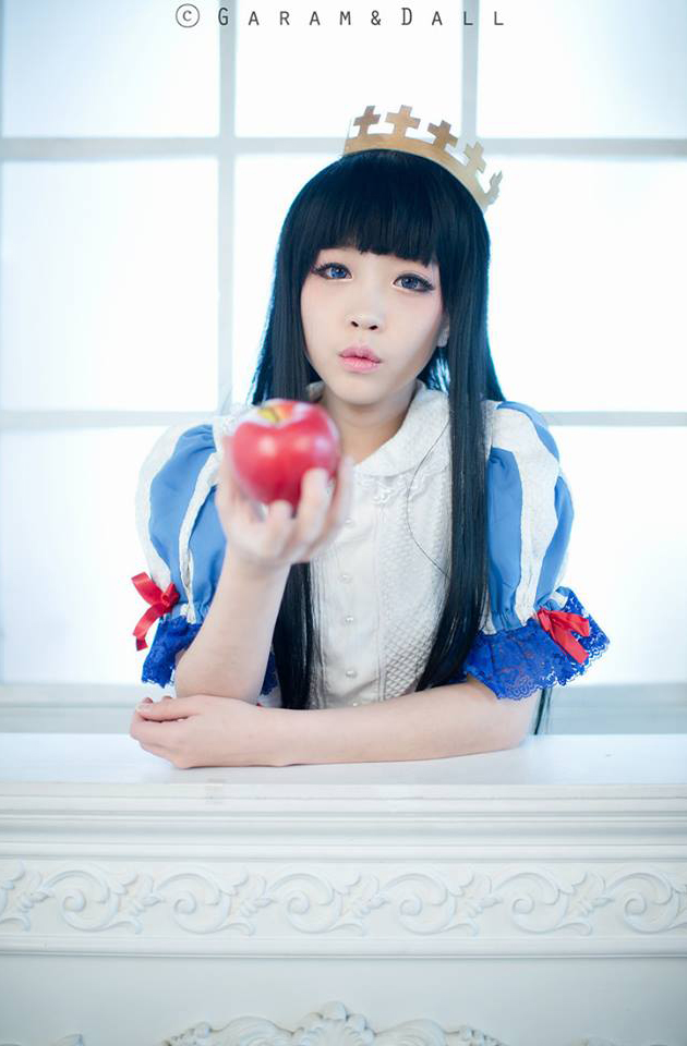 Tomia khoe cosplay Bạch Tuyết cực ấn tượng - Ảnh 5
