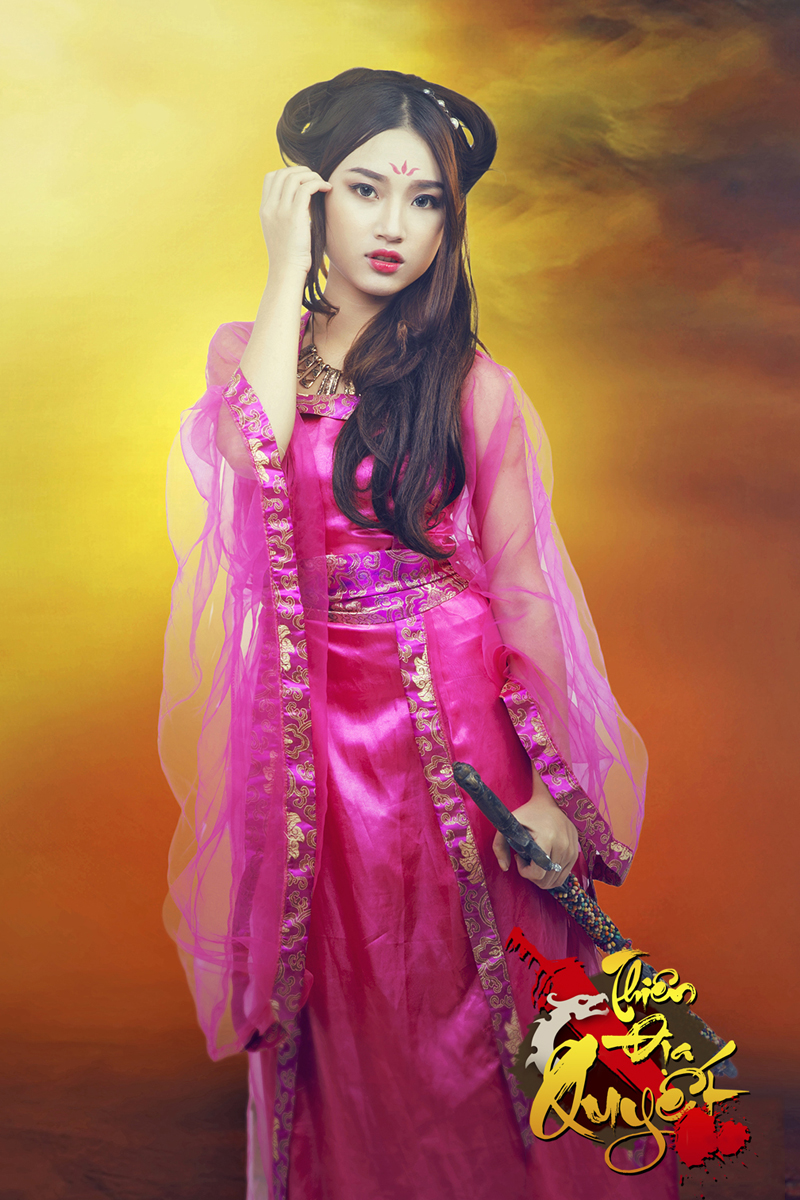 Mỹ Hằng quyến rũ với cosplay Thiên Địa Quyết - Ảnh 2