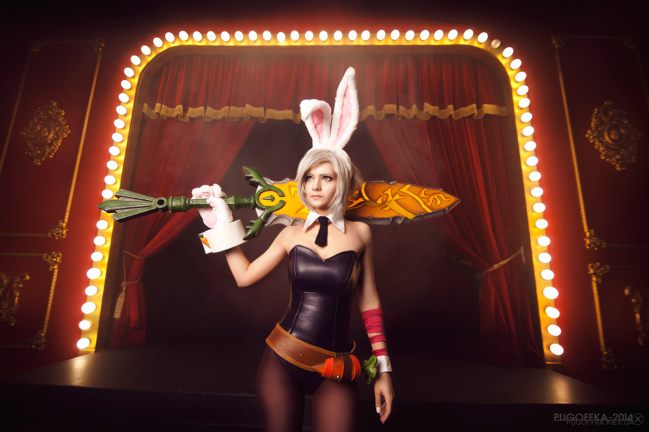 Cosplay Riven Thỏ Ngọc cực ấn tượng - Ảnh 8