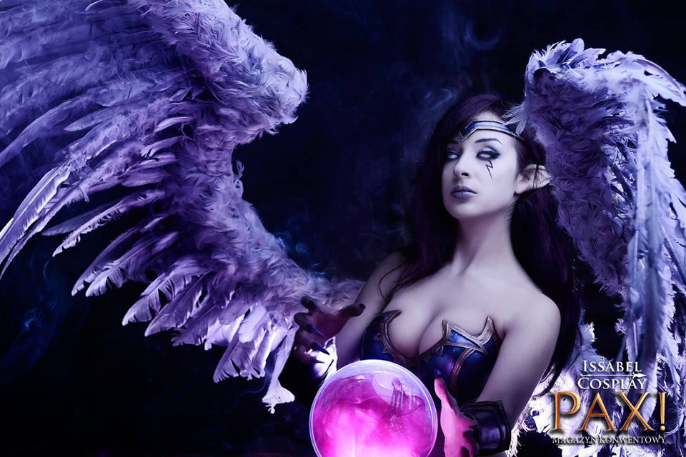 Issabel quyến rũ với cosplay Thiên Thần Sa Ngã - Ảnh 5